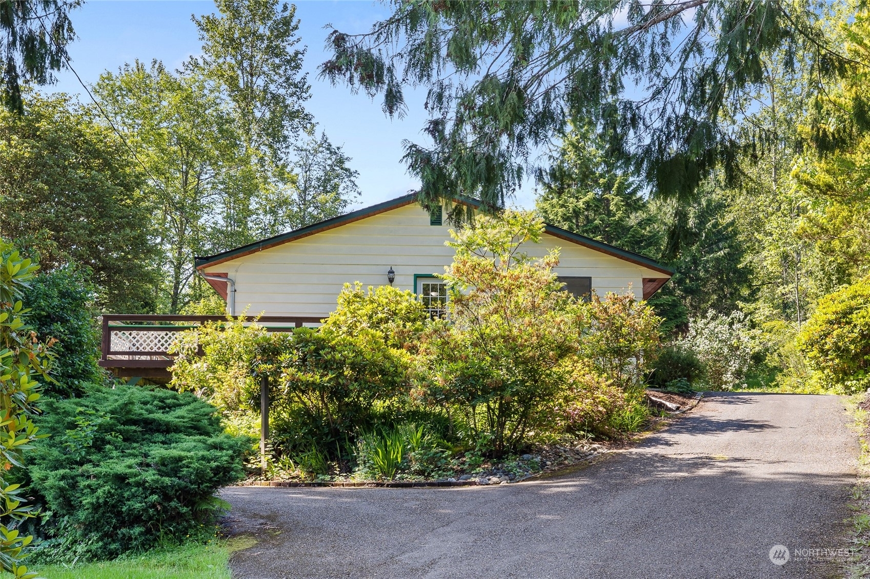 Property Photo: 27405 SE 256th Street WA 98051