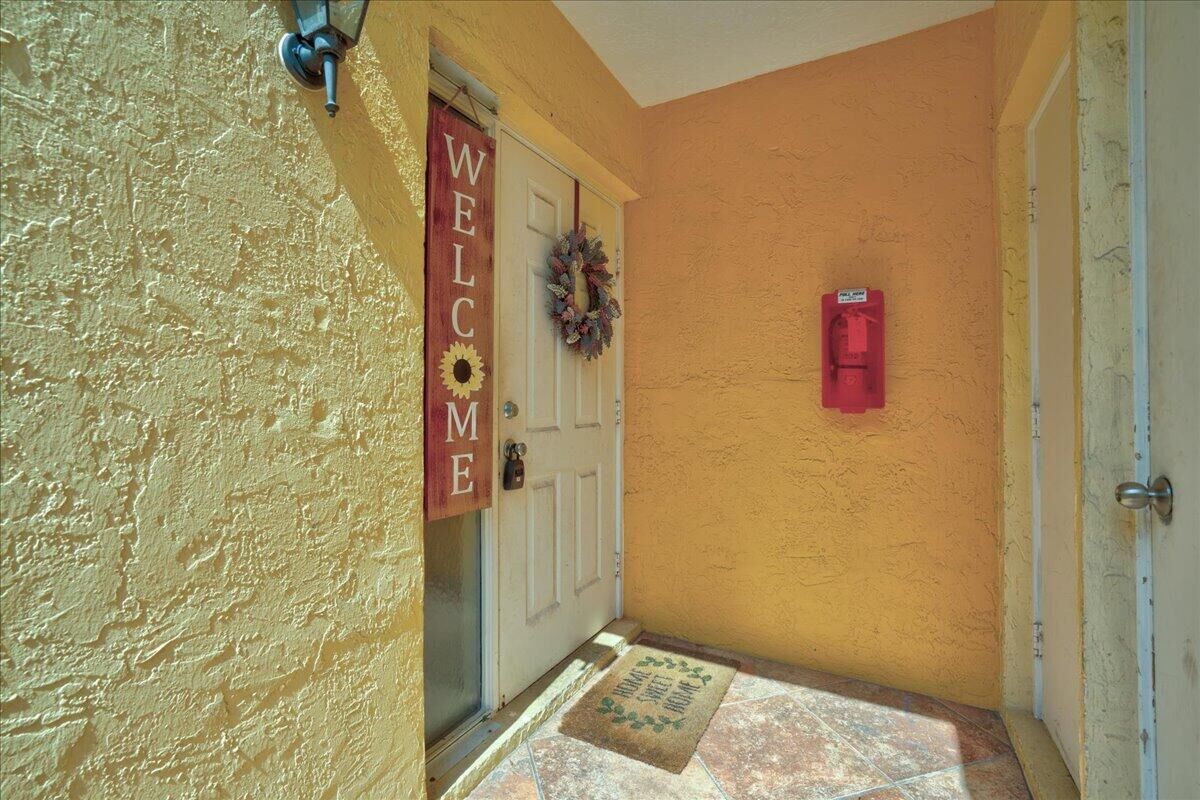 Property Photo:  178 Waterside Drive 178  FL 33462 