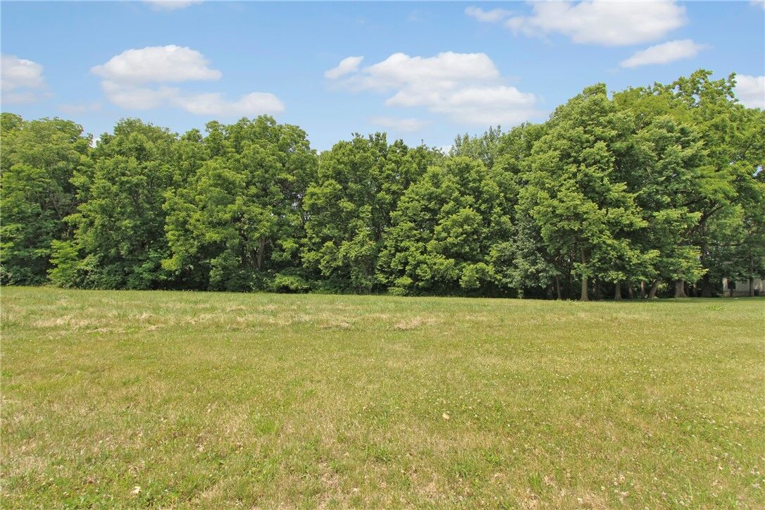 Property Photo:  Stonebriar Drive  IL 61938 