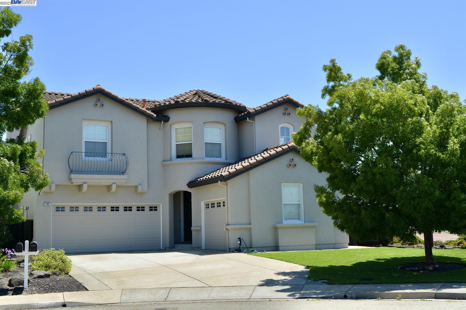 Property Photo:  7497 Denison Pl  CA 94552 