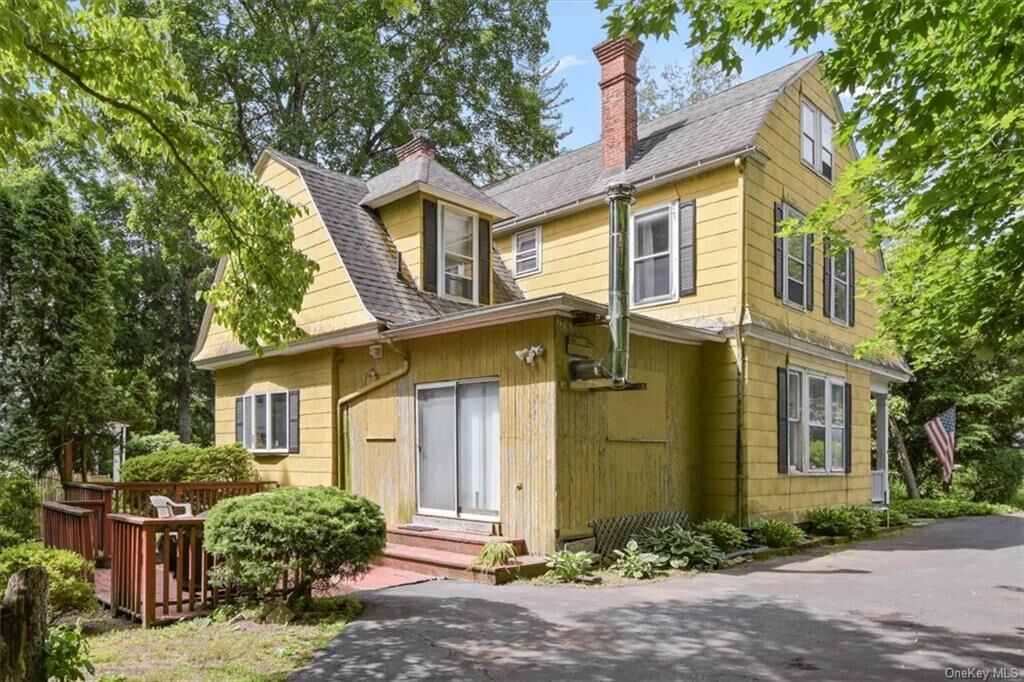 Property Photo:  55 S State Road  NY 10510 