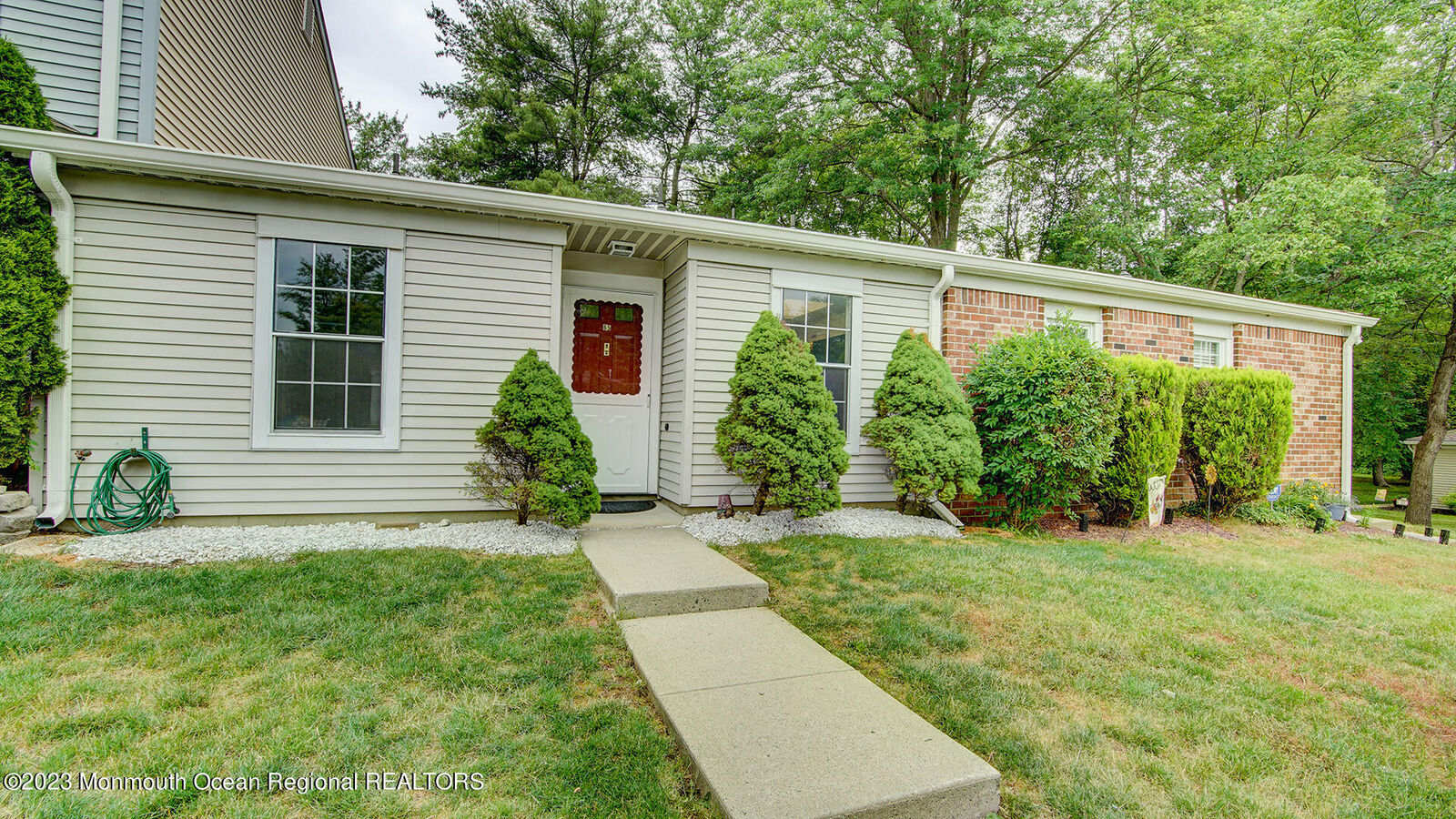 Property Photo:  65 Percival Court  NJ 08857 