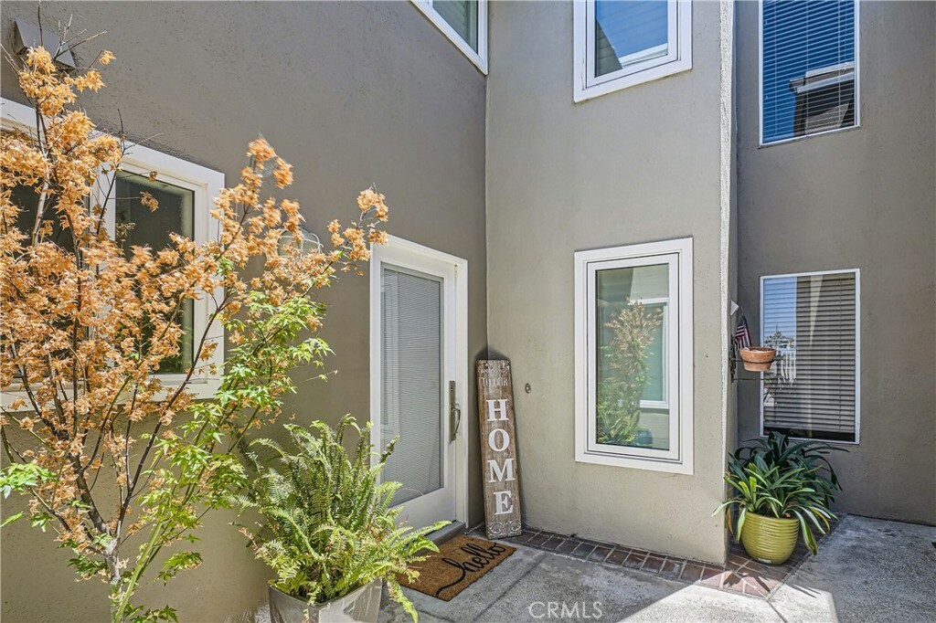 Property Photo:  3262 Sparkler Drive  CA 92649 