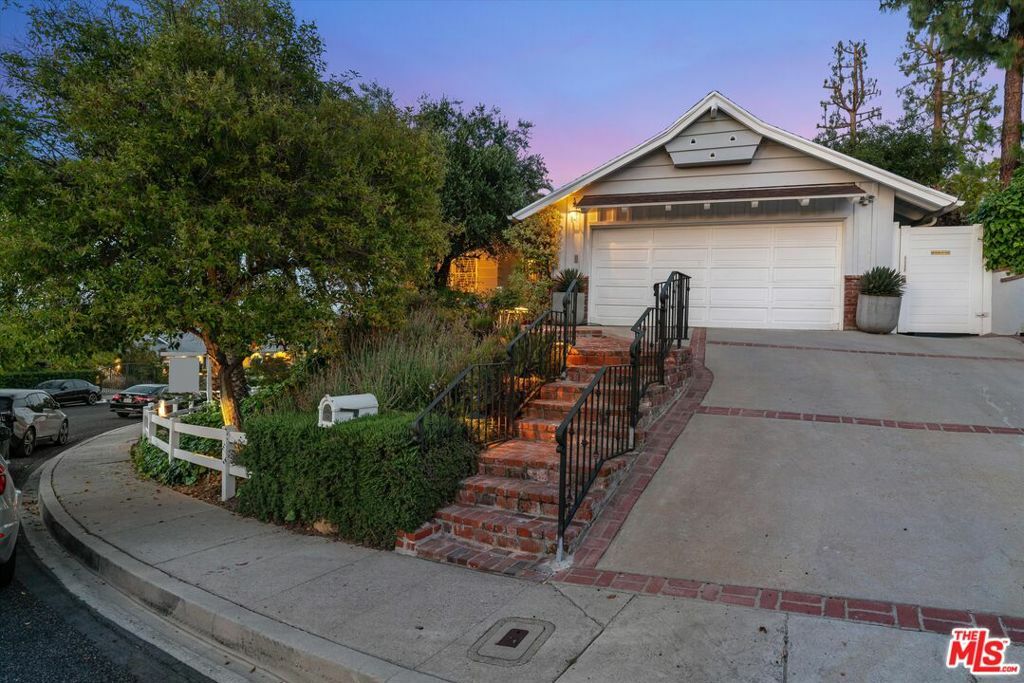 Property Photo:  16355 Mandalay Drive  CA 91436 