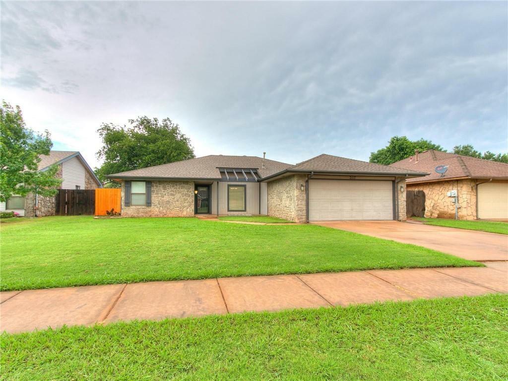 Property Photo:  2117 Stepping Stone Trail  OK 73013 