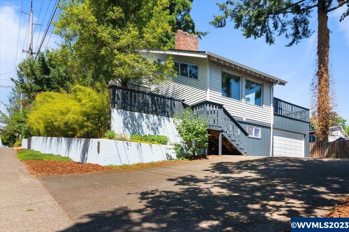 Property Photo:  905  Madrona St SE  OR 97302 