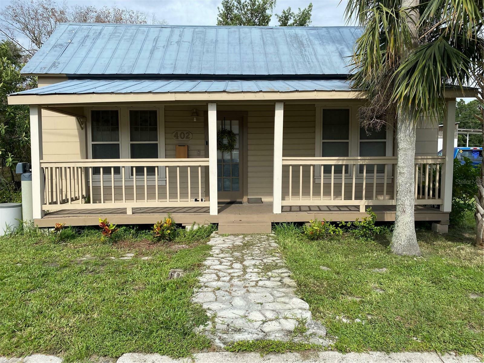 Property Photo:  402 SW 1st Ave  FL 33860 