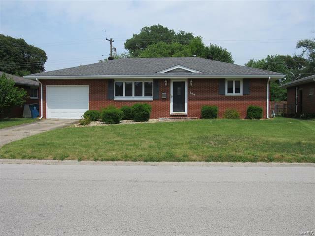 Property Photo: 947 Cedar Drive IL 62095