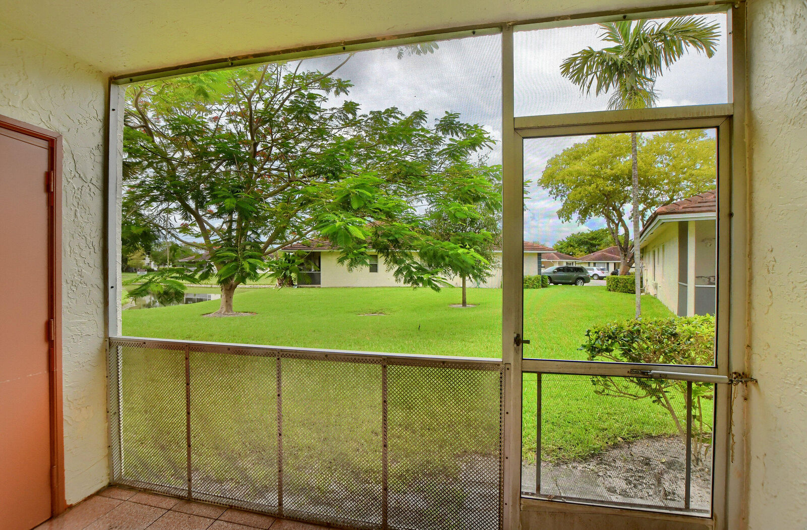 Property Photo:  9847 Three Lakes Circle  FL 33428 