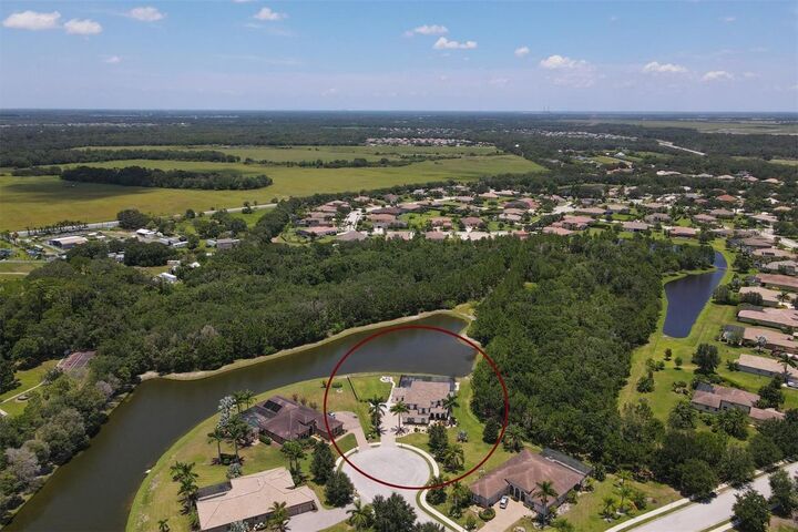 Property Photo:  16503 1st Drive NE  FL 34212 