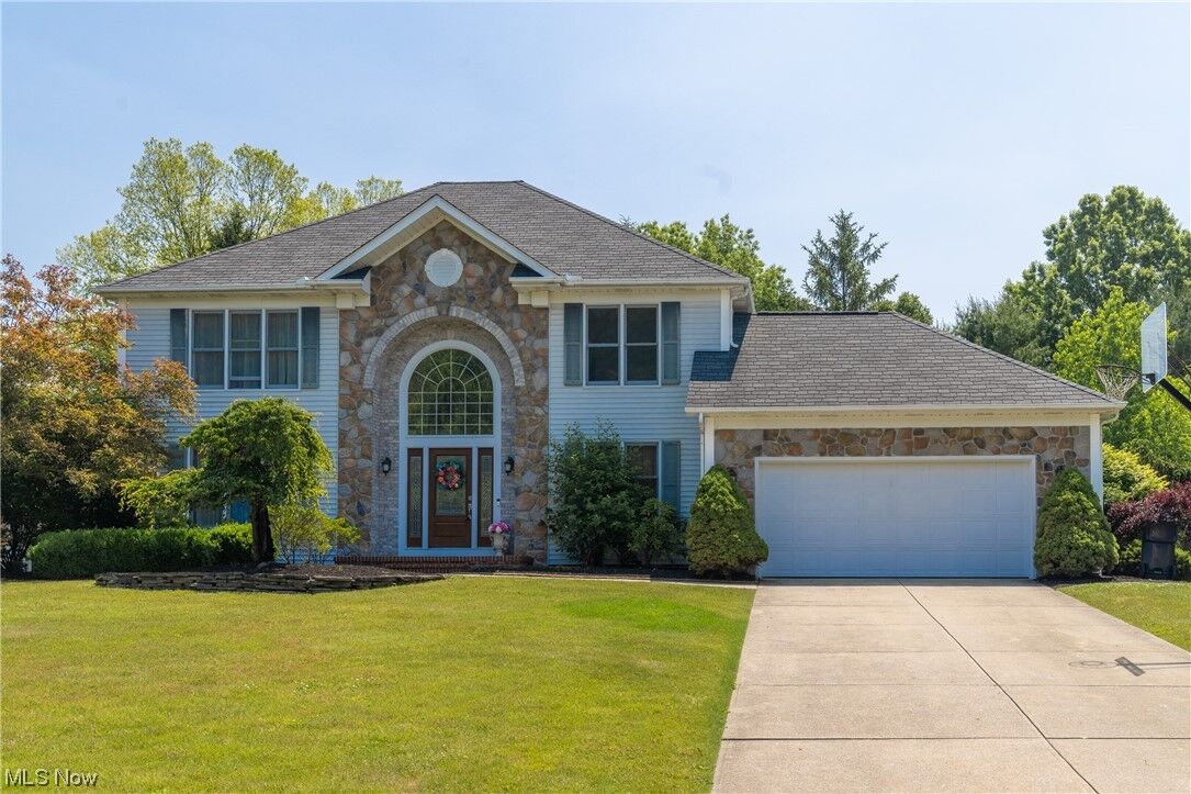 Property Photo:  32750 Seneca Drive  OH 44139 