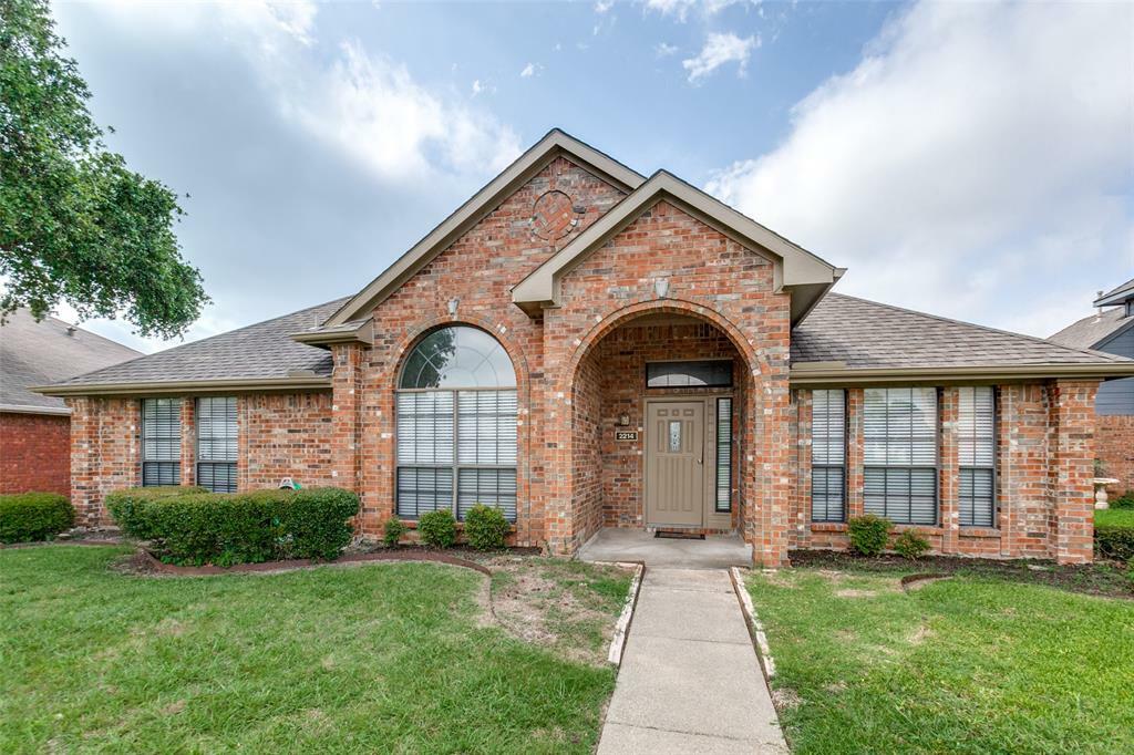 Property Photo:  2214 McIntosh Drive  TX 75040 