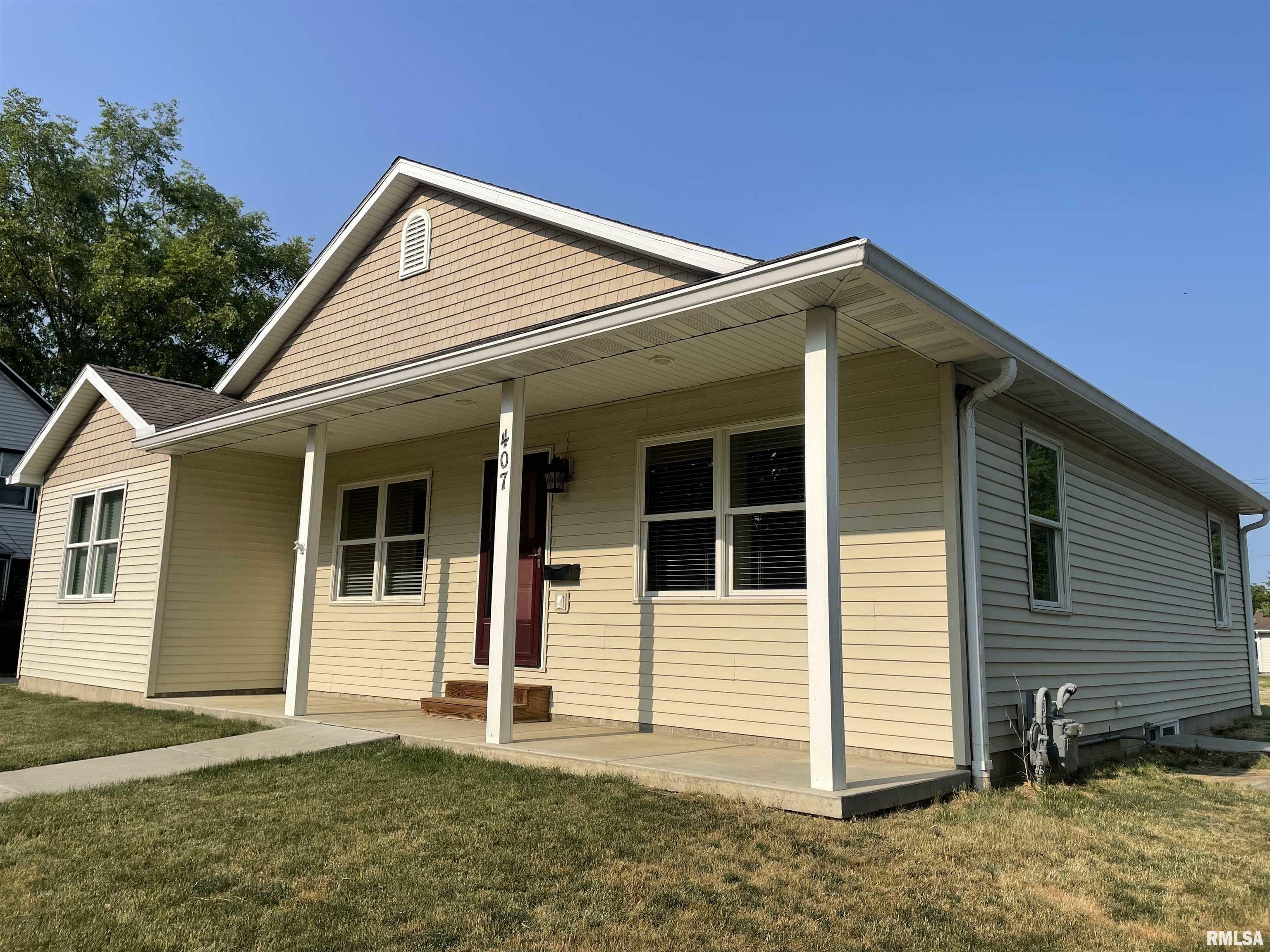 Property Photo: 407 S 7th Street IL 61491