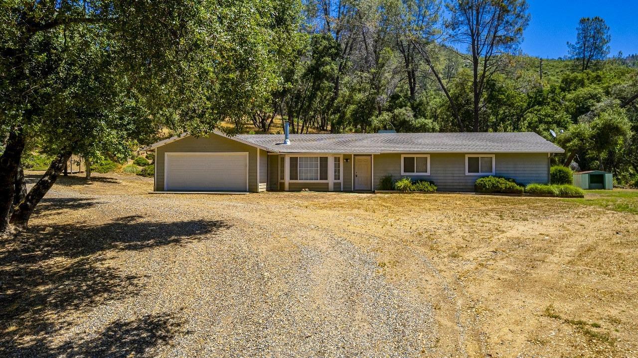 Property Photo:  34457 Bear Clover Circle  CA 93643 