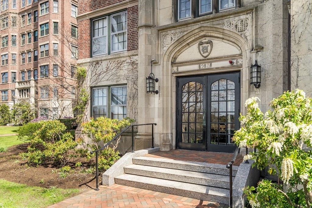 Property Photo: 987 Memorial Dr 472 MA 02138
