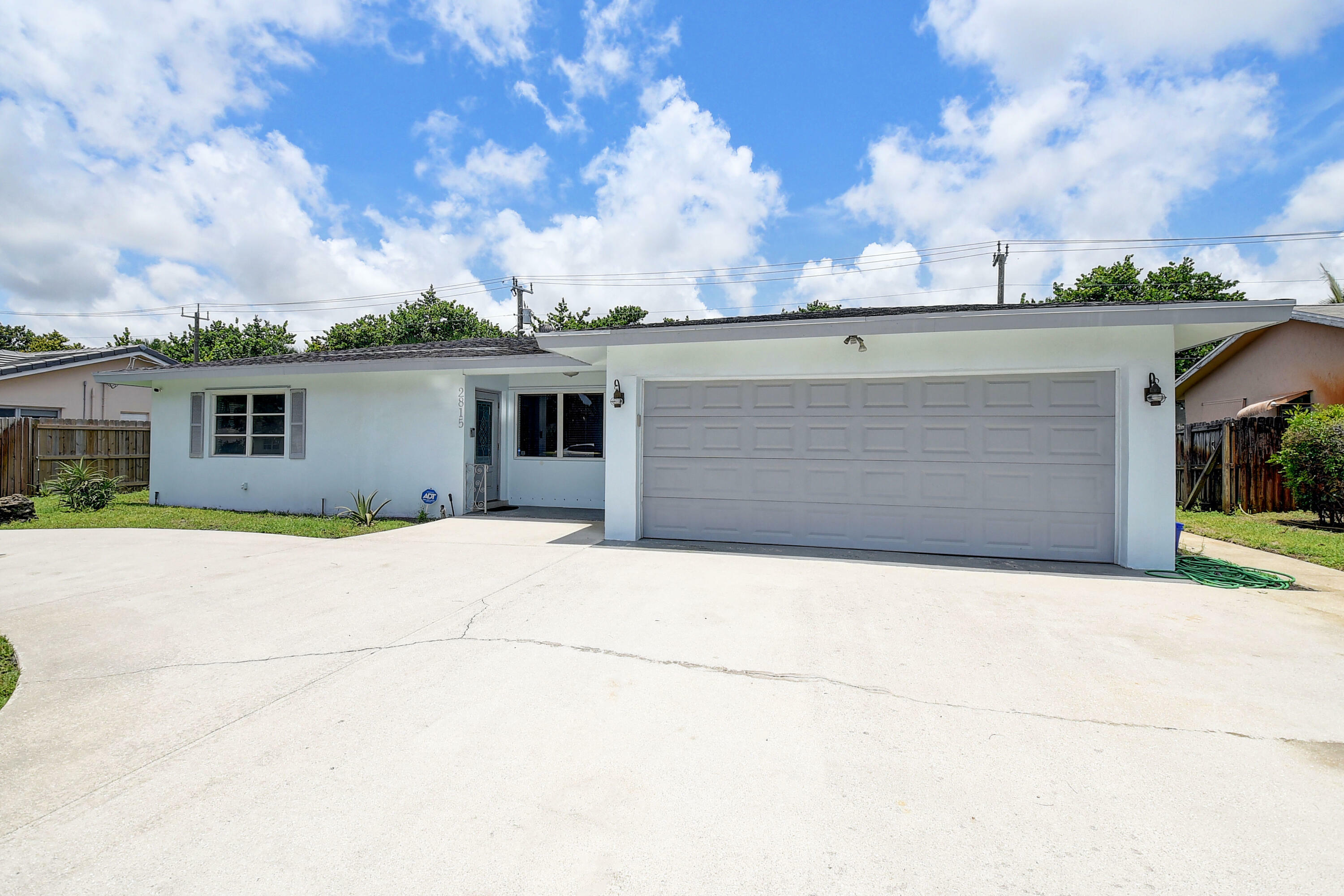 Property Photo:  2815 SW 9th Street  FL 33435 