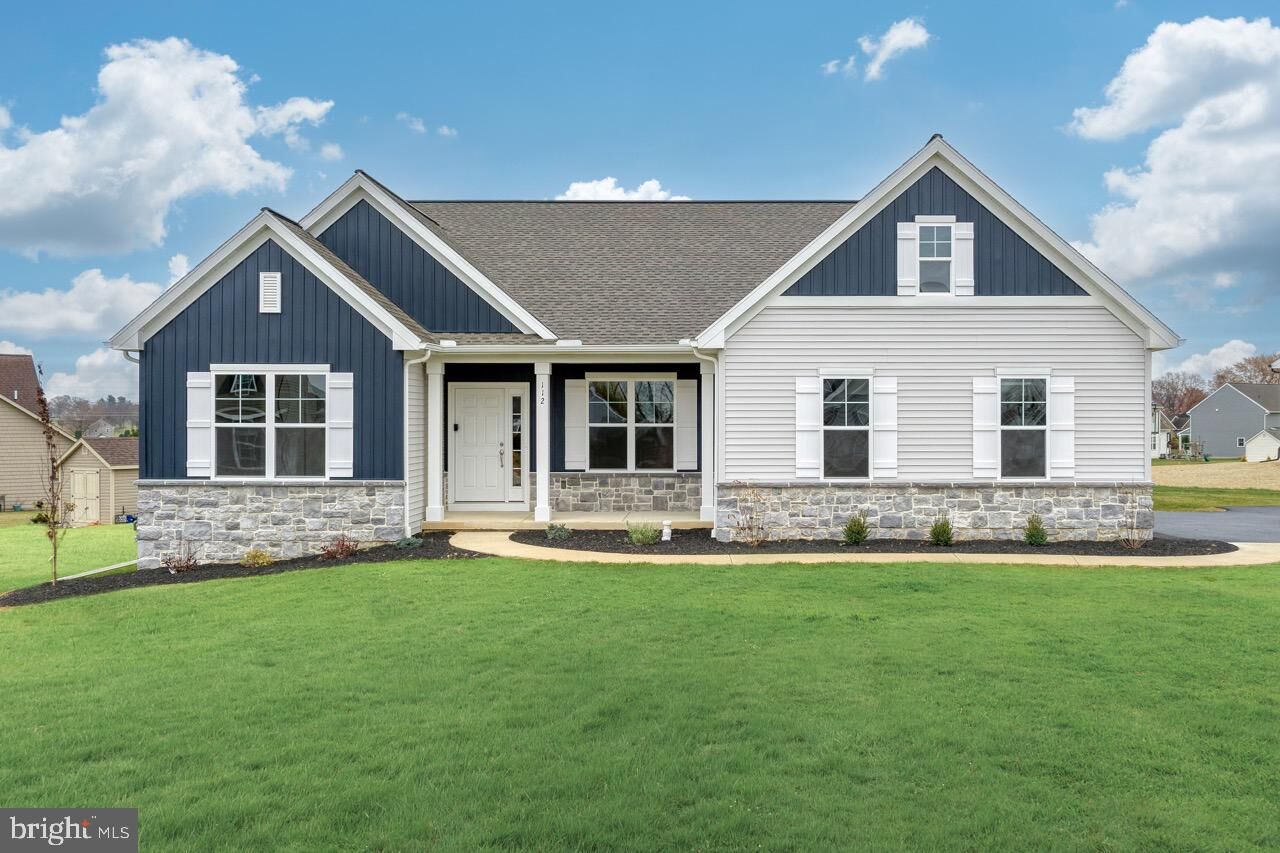 Property Photo:  112 Princeton Place  PA 17042 