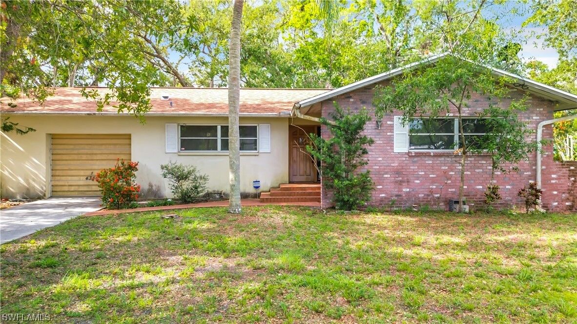 Property Photo:  4346 McCormick Street  FL 33905 
