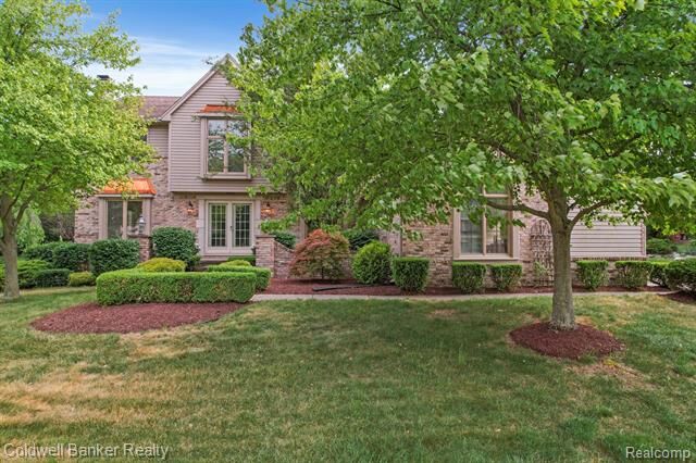 2923 River Valley Drive  Troy MI 48098 photo