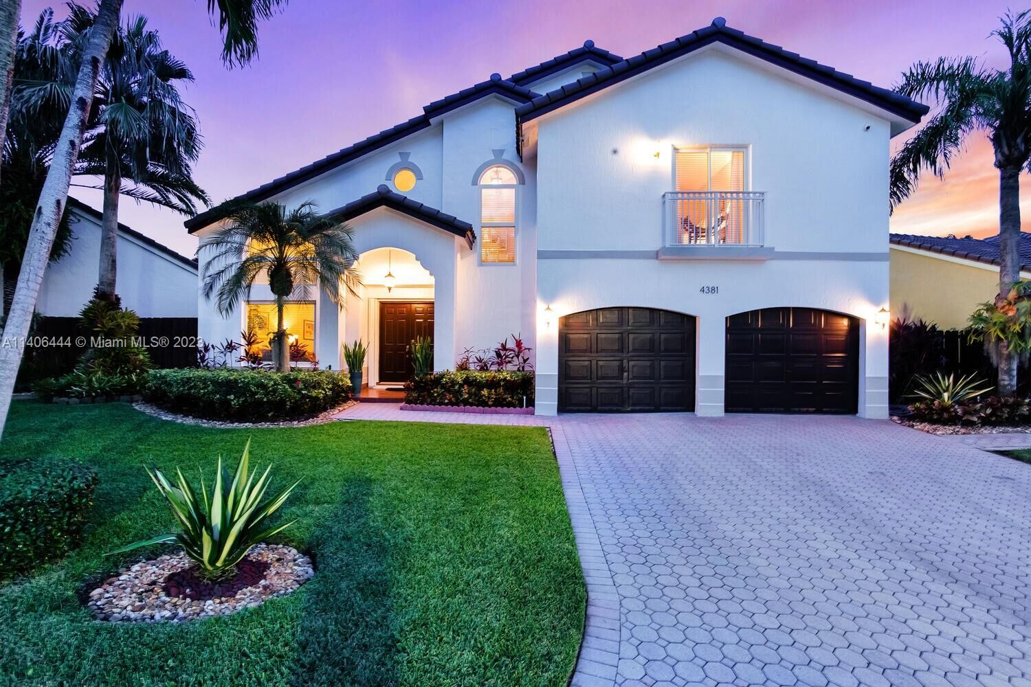 Property Photo: 4381 SW 154 Ct FL 33185
