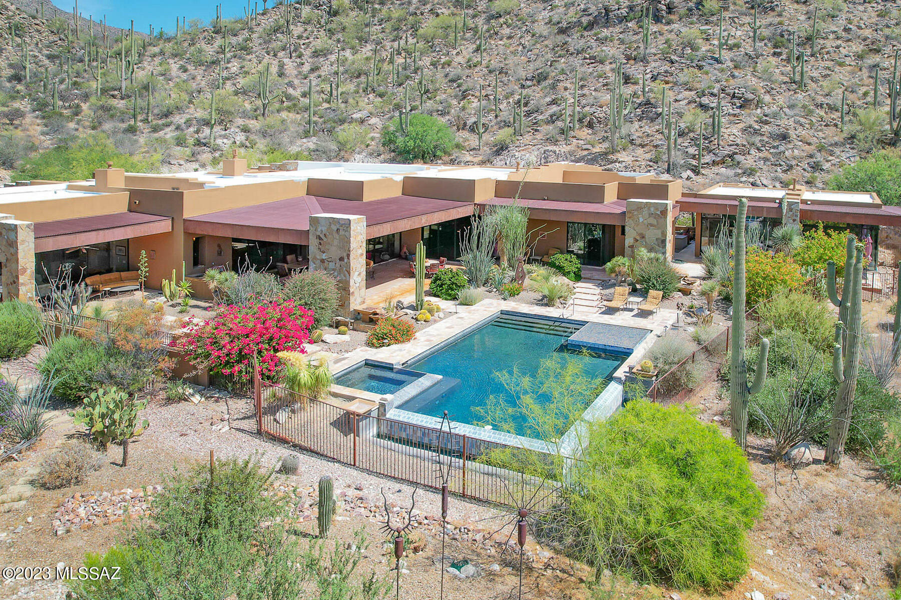 Property Photo:  13760 N Old Ranch House Road  AZ 85658 