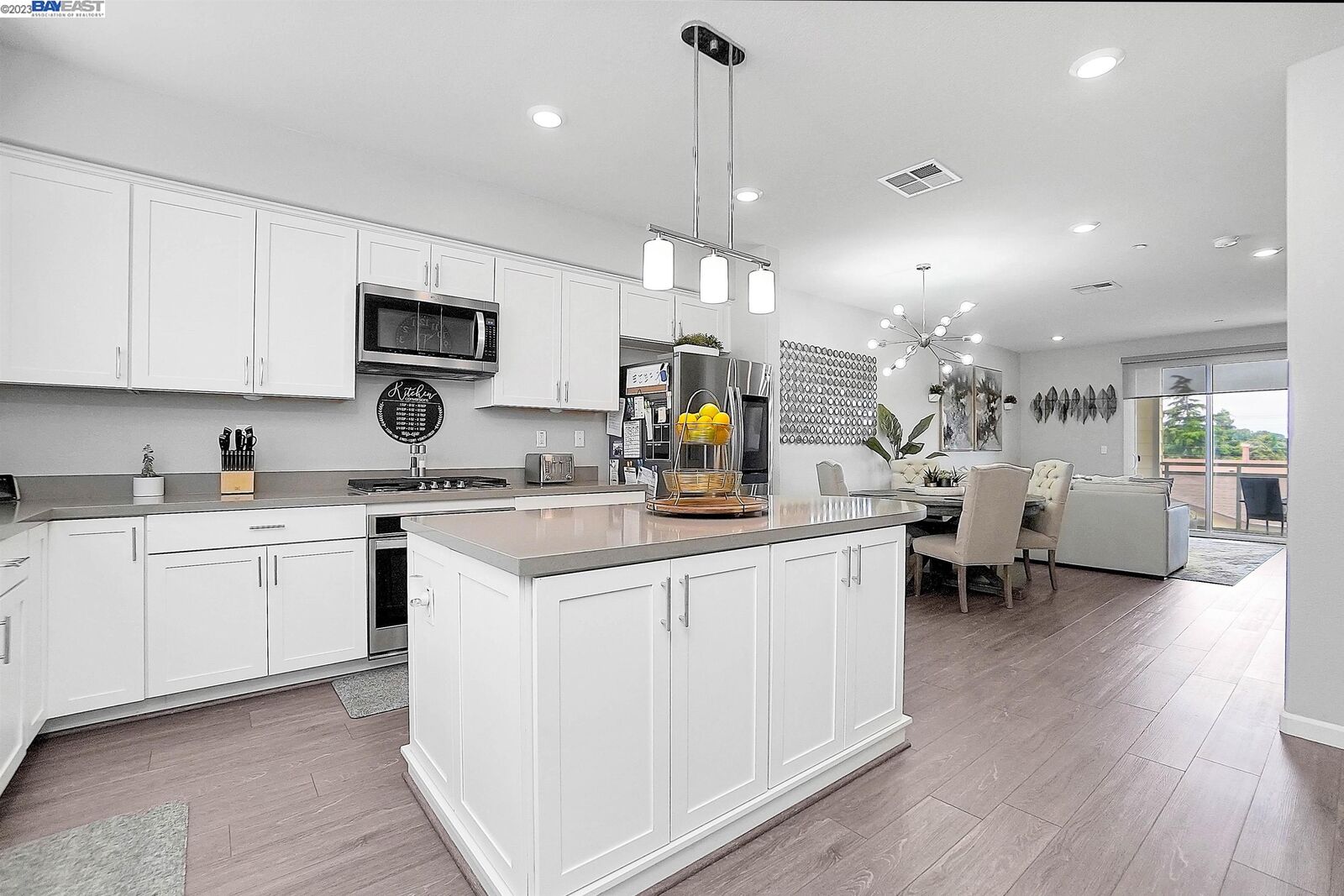 Property Photo:  26631 Greta Ln  CA 94544 