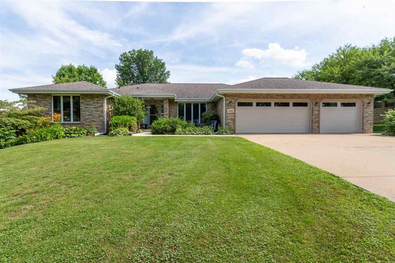 Property Photo:  2968 W 32nd Street  IA 52001 