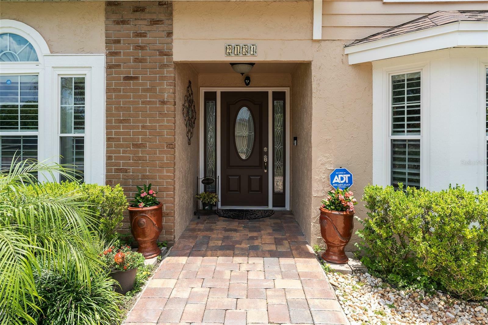 Property Photo:  2134 Fairmont Circle  FL 32837 