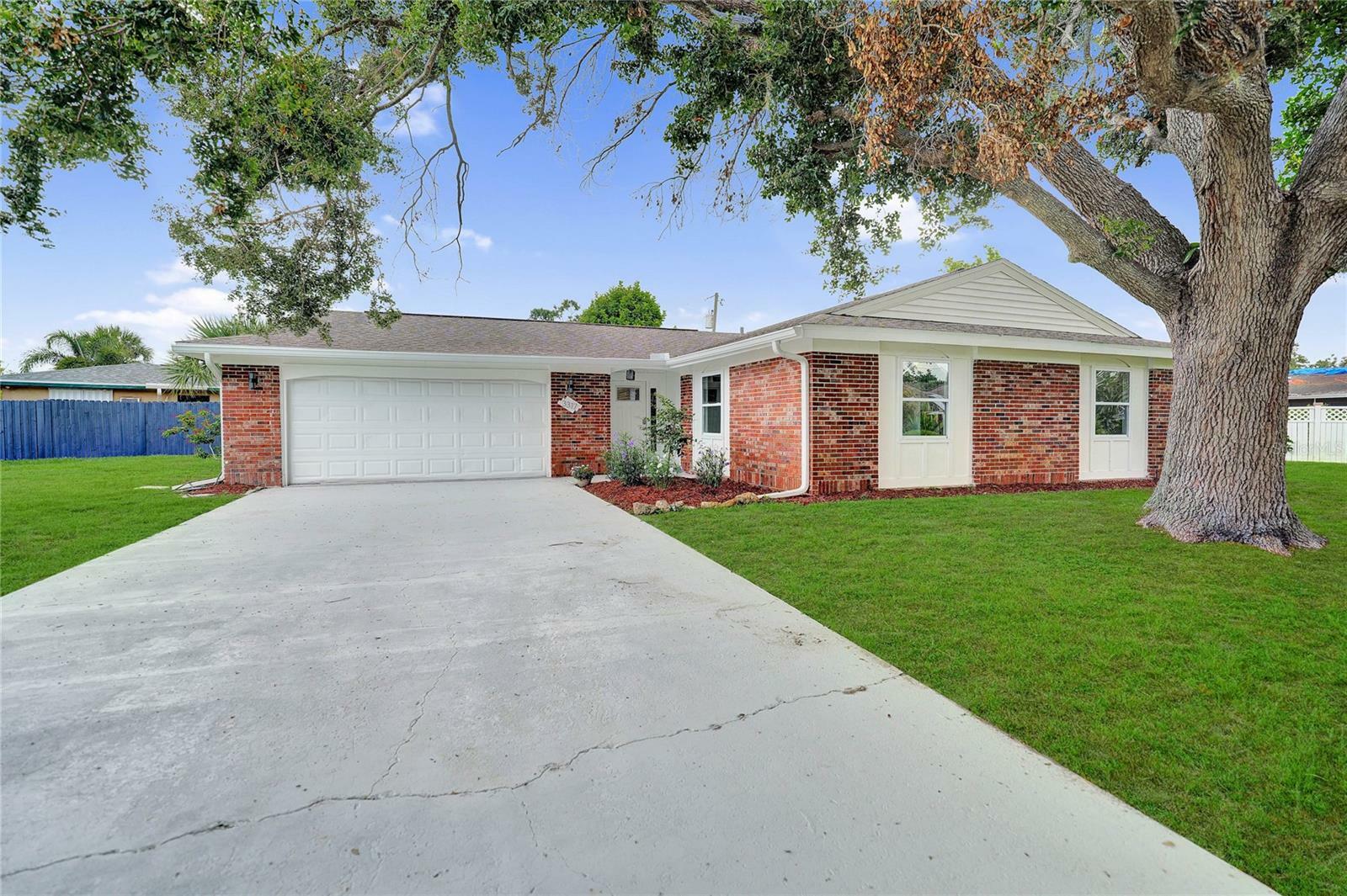 Property Photo: 3317 Depew Avenue FL 33952