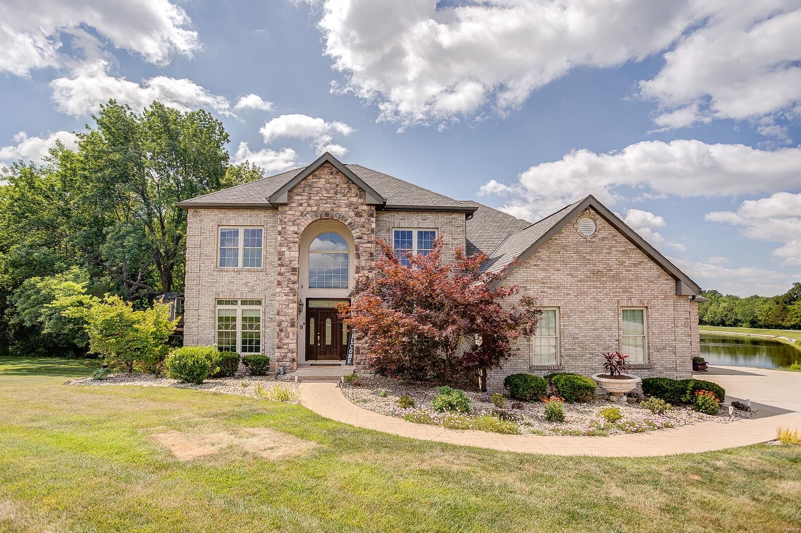 Property Photo:  2 Eagle Lake Drive  IL 62236 