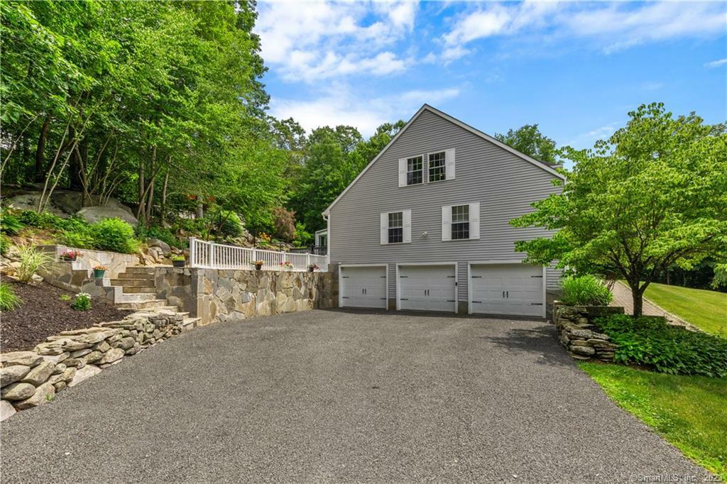 Property Photo: 75 Emanuel Church Road CT 06419