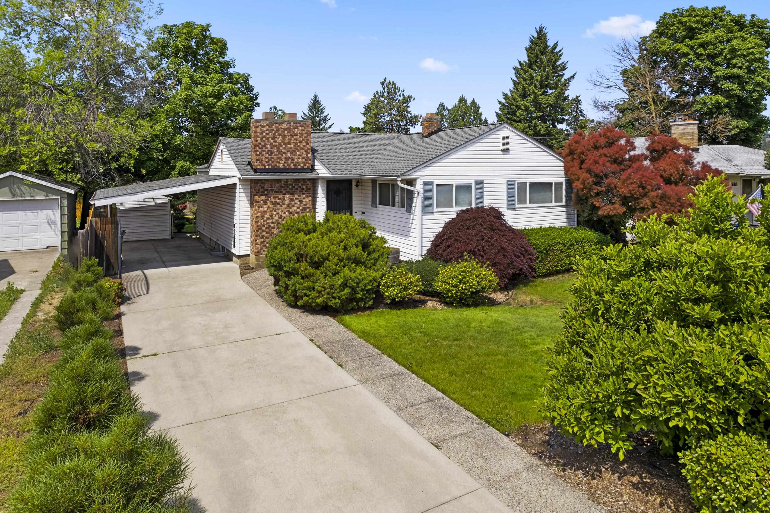 Property Photo:  5809 N Elgin St  WA 99205 