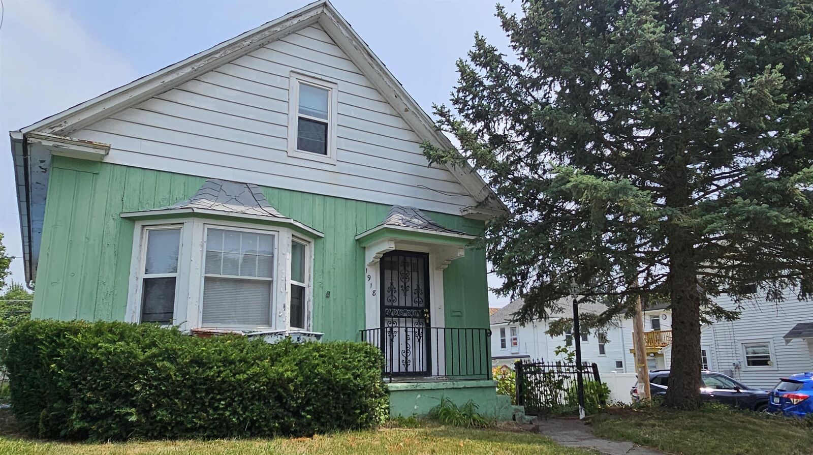 Property Photo:  1918 Bayer Avenue  IN 46805 