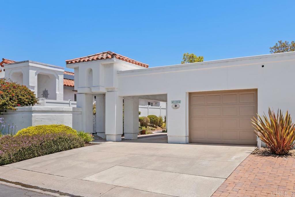 Property Photo:  4102 Lemnos Way  CA 92056 