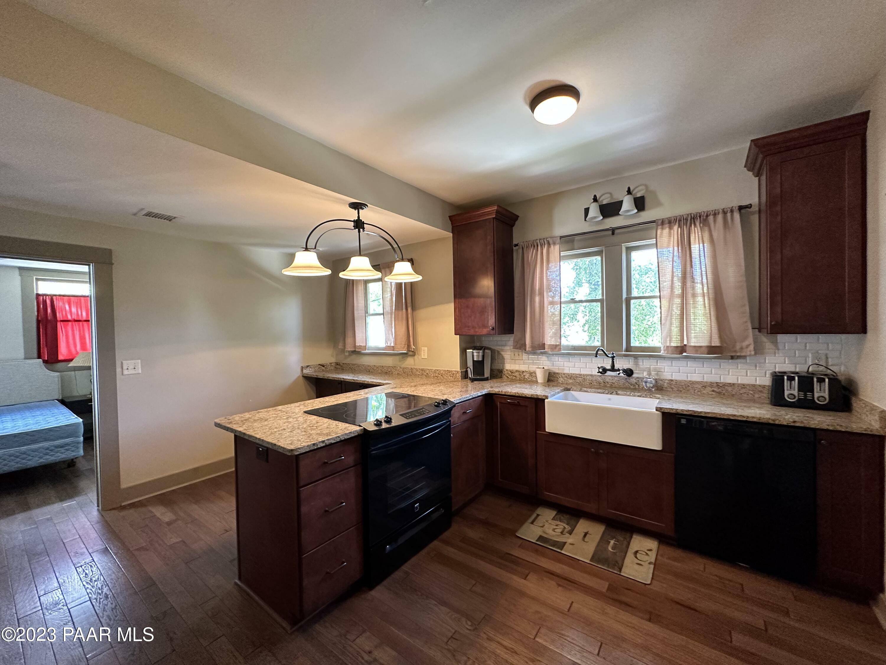 Property Photo:  306 N Virginia Street  AZ 86301 