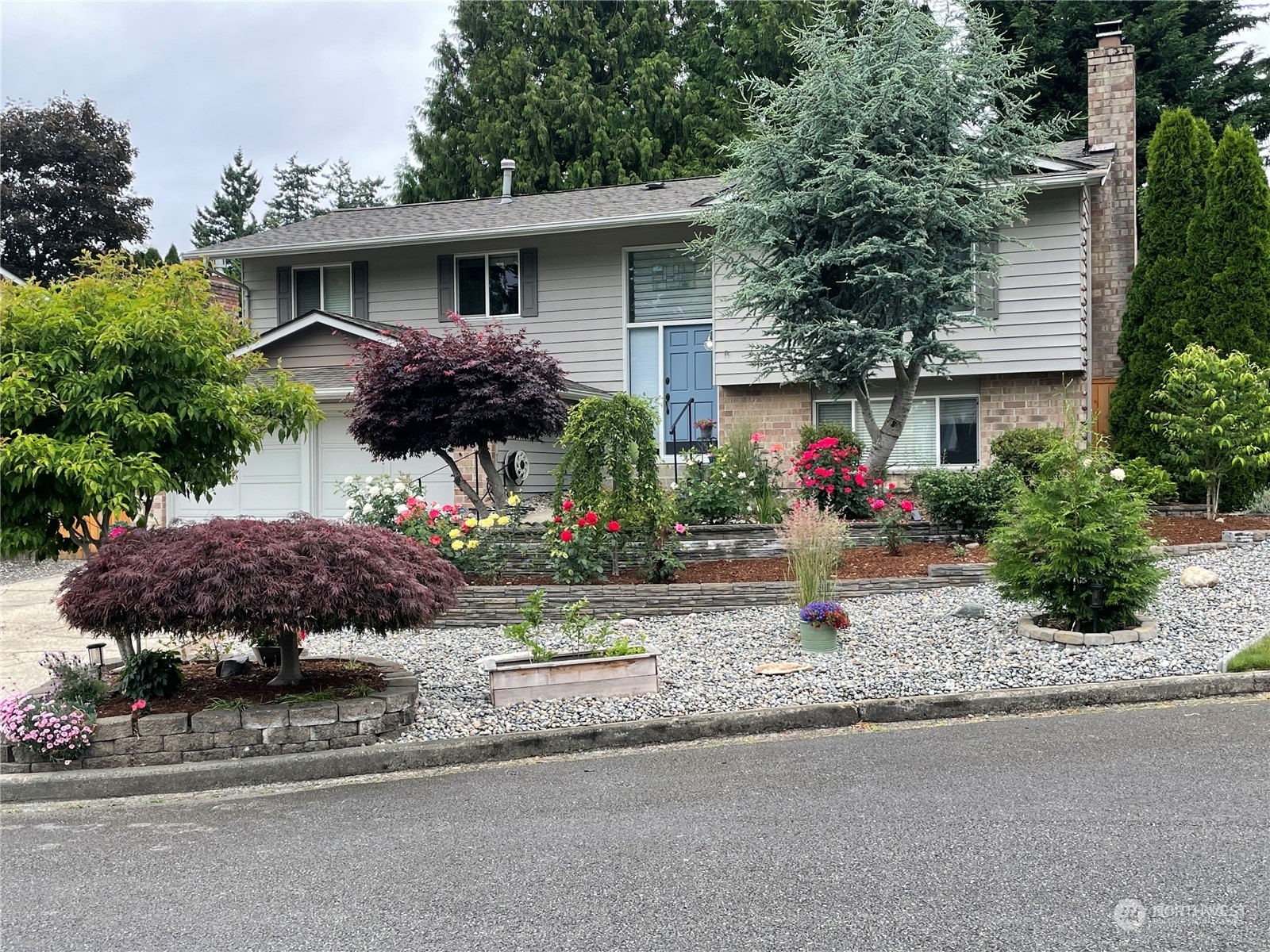 Property Photo:  11812 NE 158th Street  WA 98011 