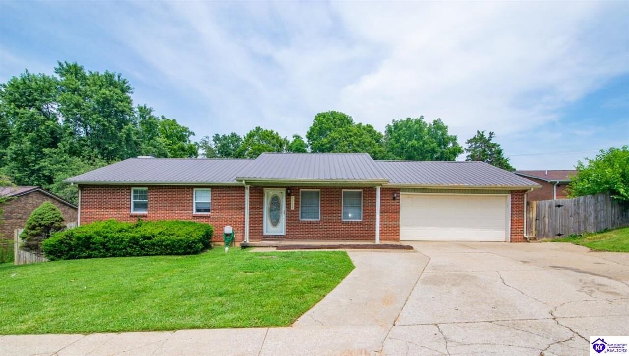 Property Photo:  1138 Thomas Street  KY 40160 
