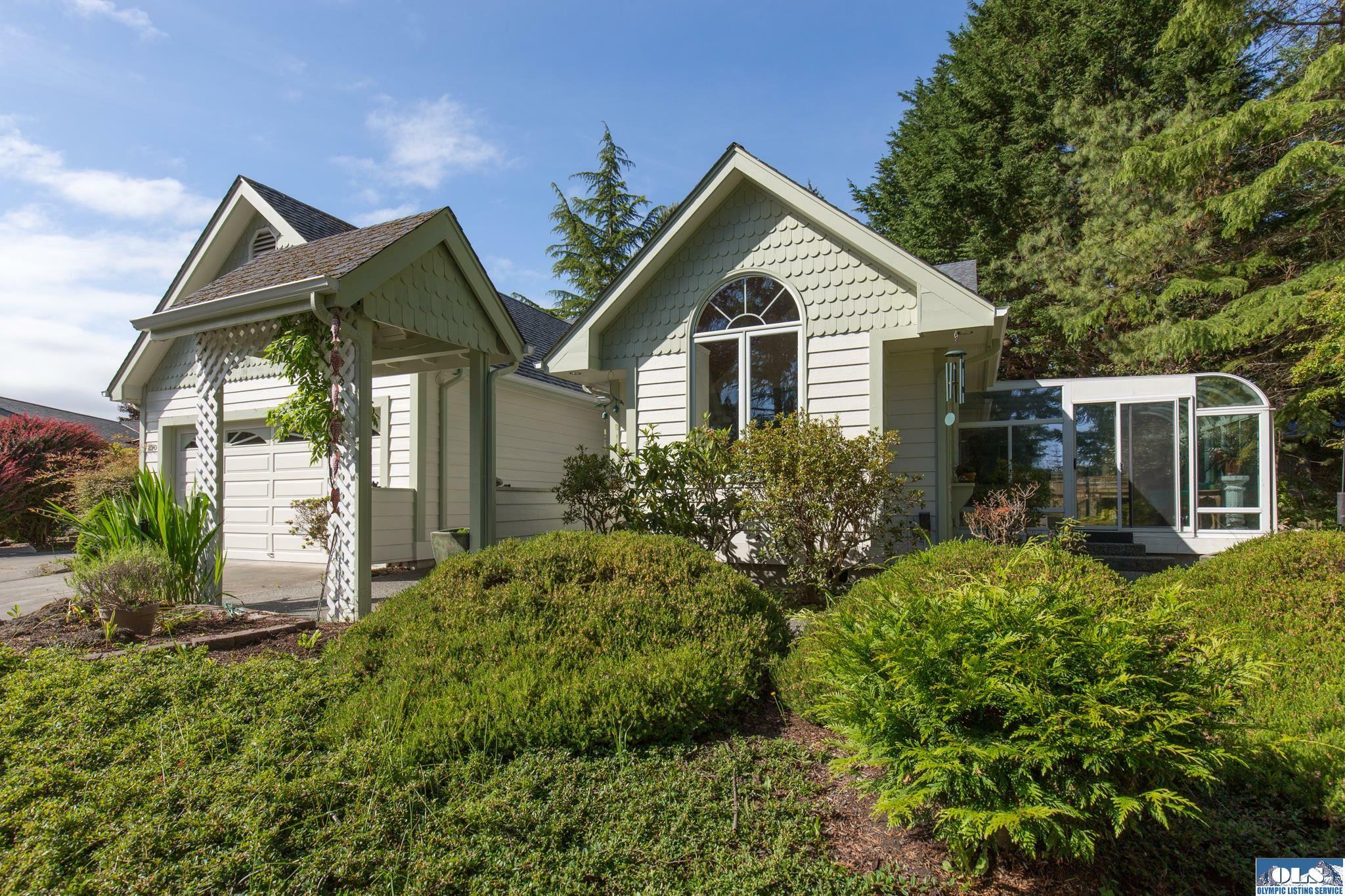 Property Photo:  290 Taylor Blvd  WA 98382-0000 