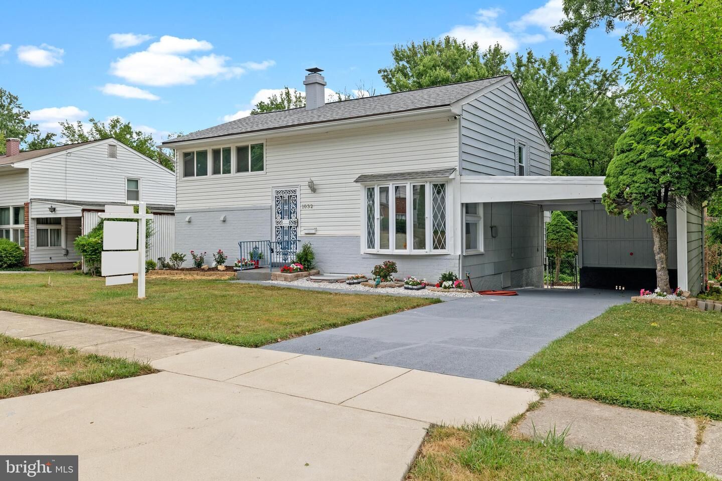 Property Photo:  1032 Kenilworth Drive  MD 21204 