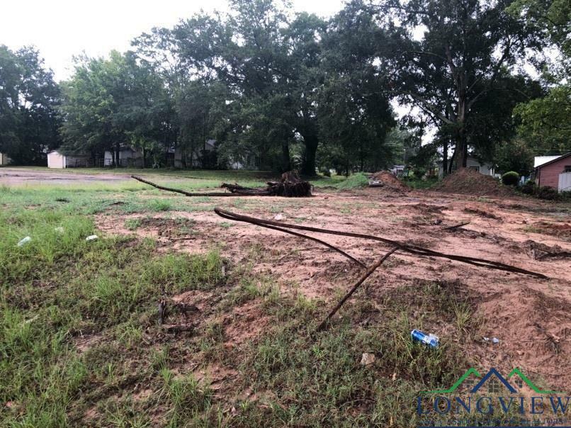 Property Photo:  700 Walnut Street  TX 75601 