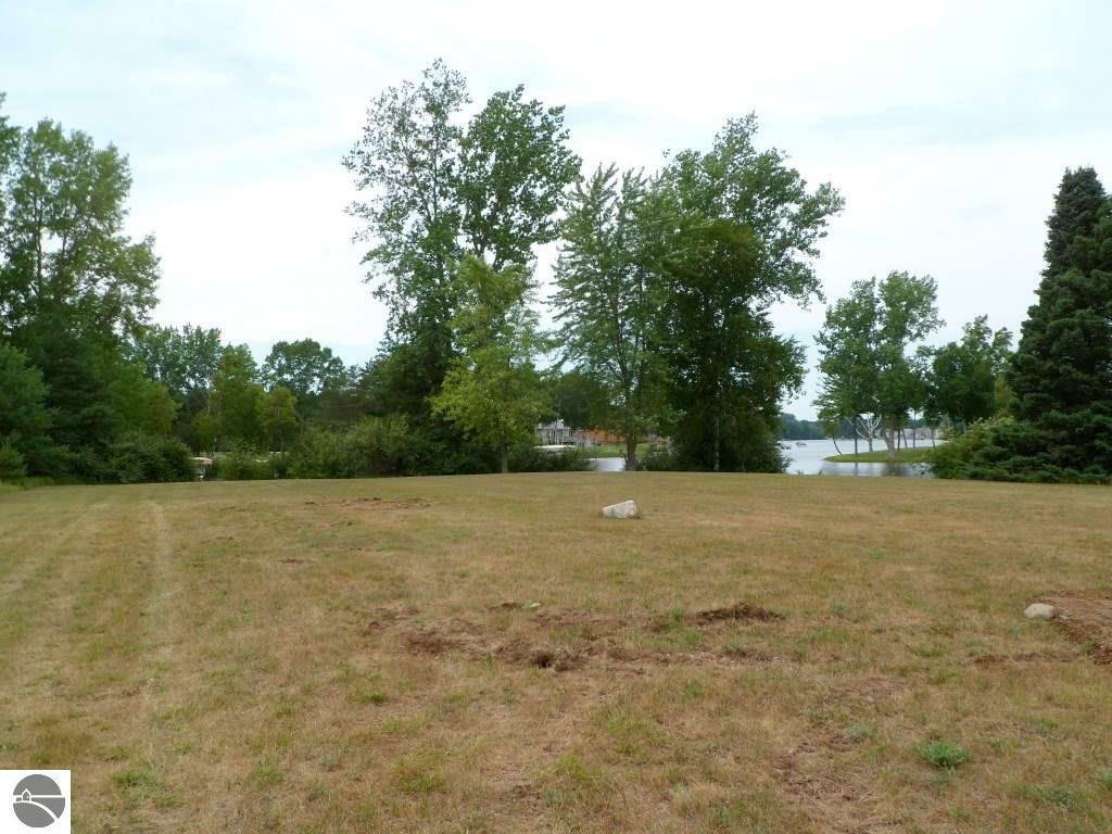 Property Photo:  2010 Channel Drive West  MI 48893 