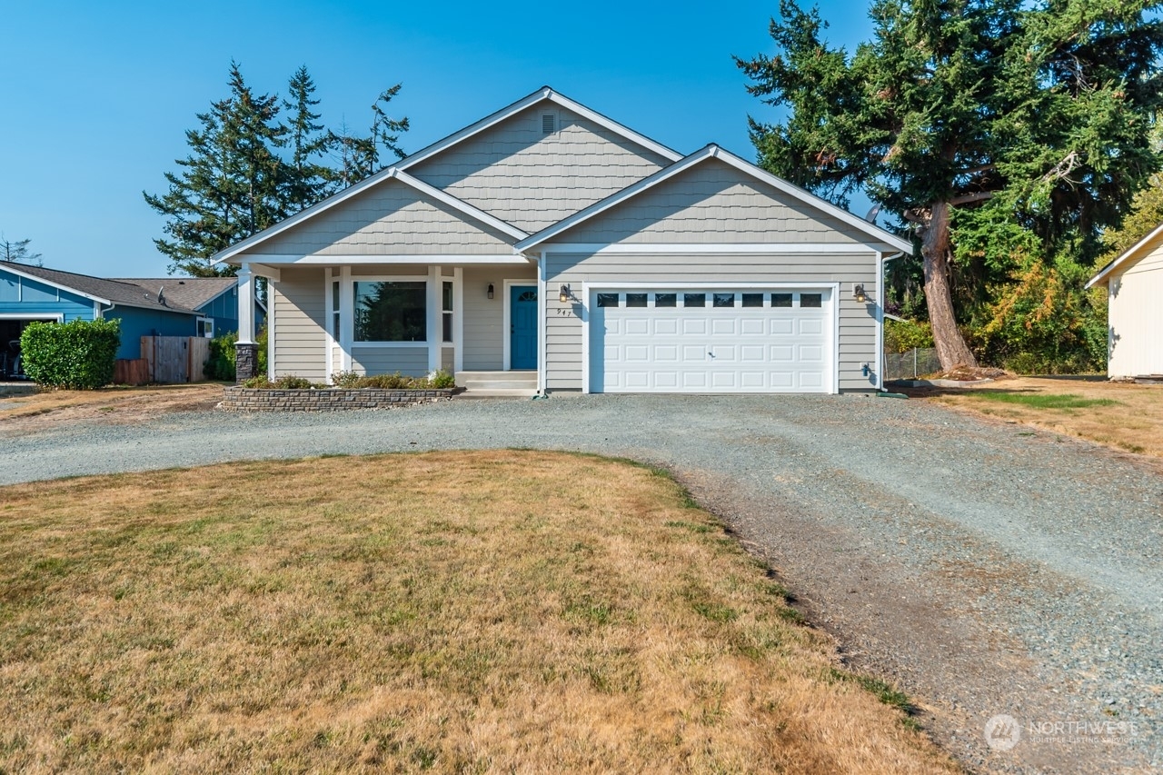 947 Carl Avenue  Oak Harbor WA 98277 photo