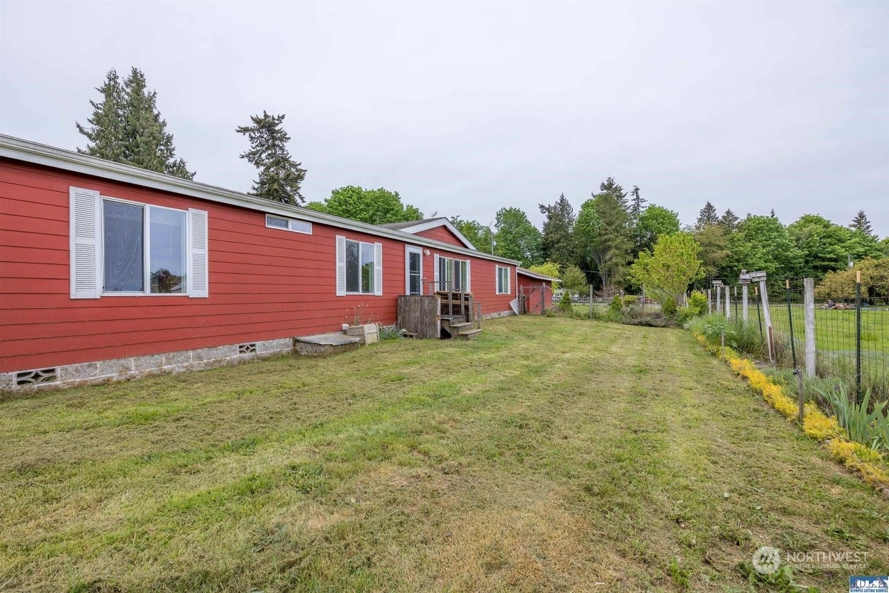 Property Photo:  531 N Lees Creek Road  WA 98362 