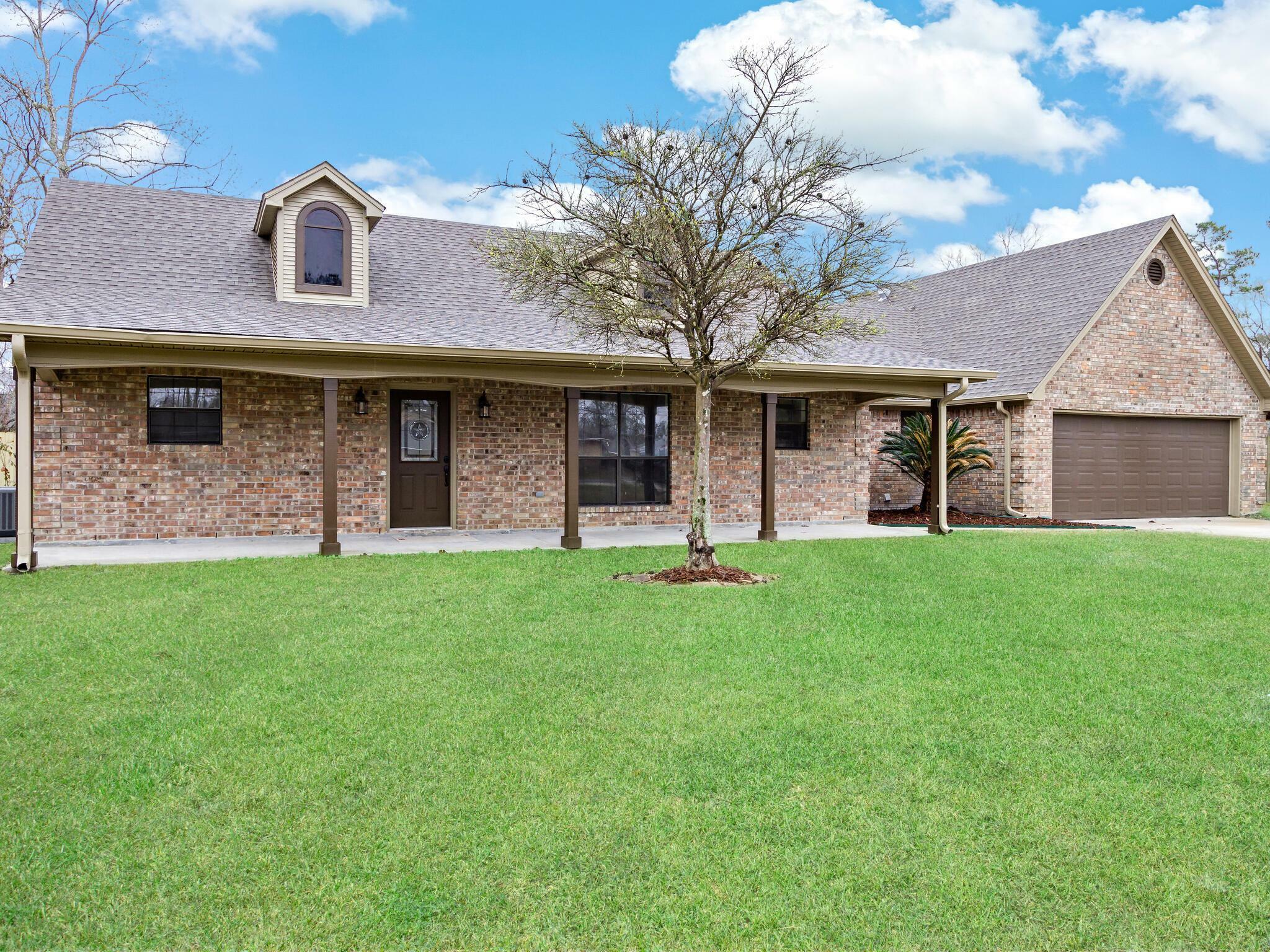 Property Photo:  6412 Rosewood  TX 77632 