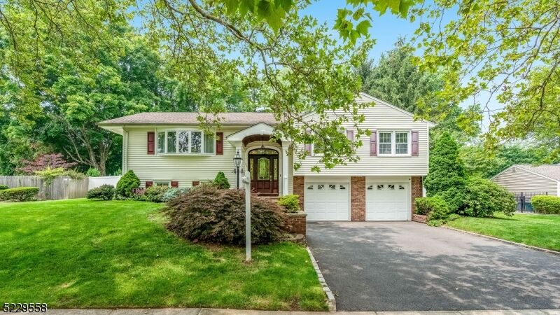 Property Photo:  58 Michael Dr  NJ 07090 