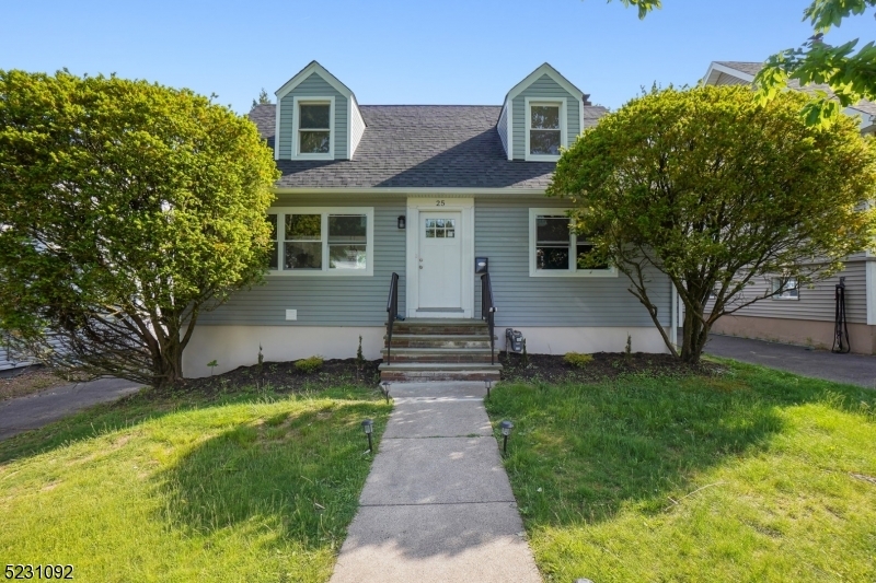 Property Photo: 25 Kenz Ter NJ 07052