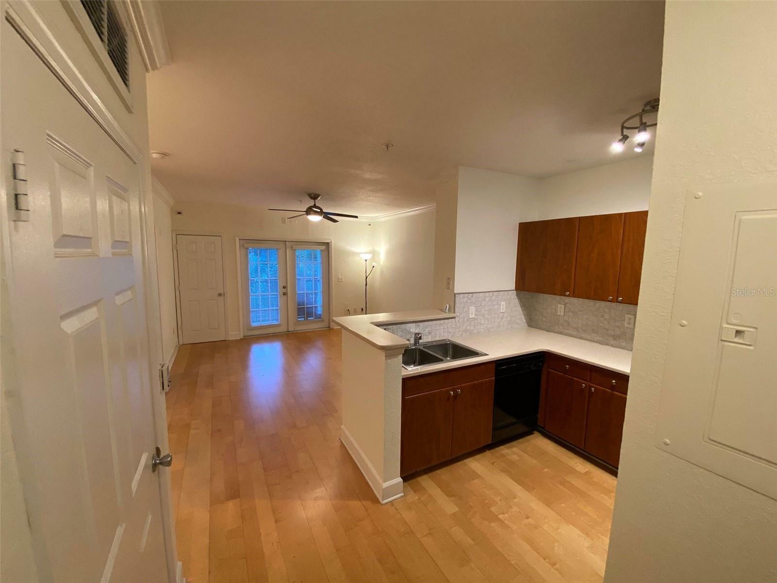 Property Photo:  206 E South Street 3018  FL 32801 