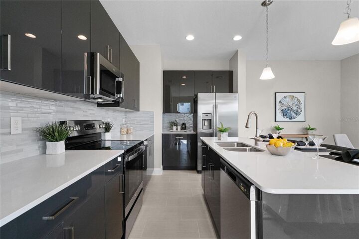 Property Photo: 1354 Captiva Cove FL 32771