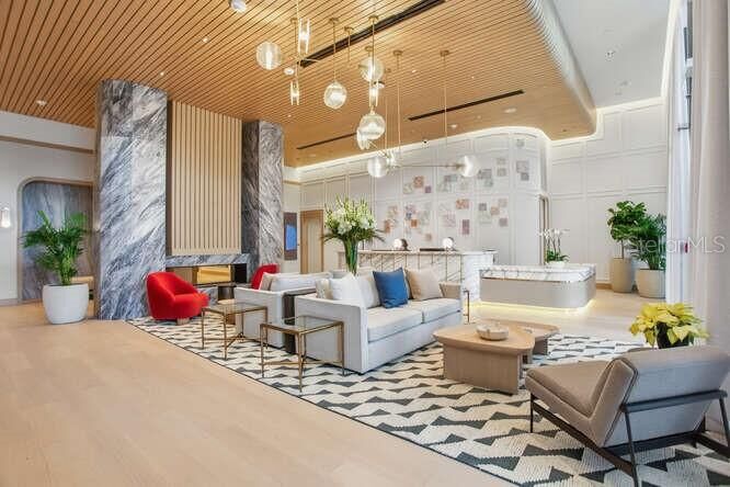 Property Photo:  3015 S Ysabella Avenue Ph 3102  FL 33629 