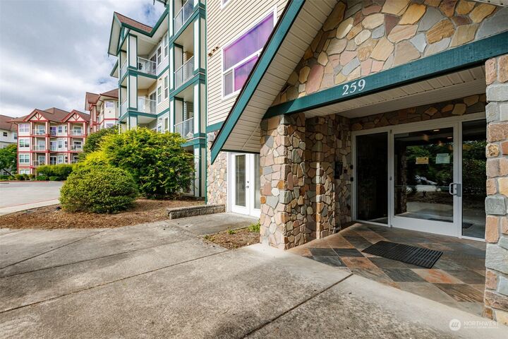 Property Photo:  259 W Bakerview C103  WA 98226 